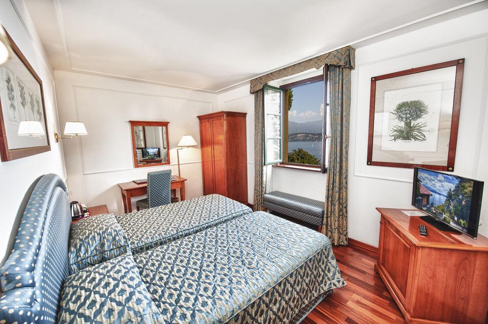 Relais Casali Della Cisterna Hotel